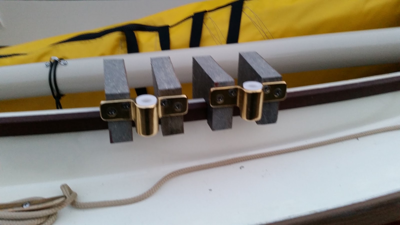 Sailing Scamp 284 Temporary oarlock tent pole holders