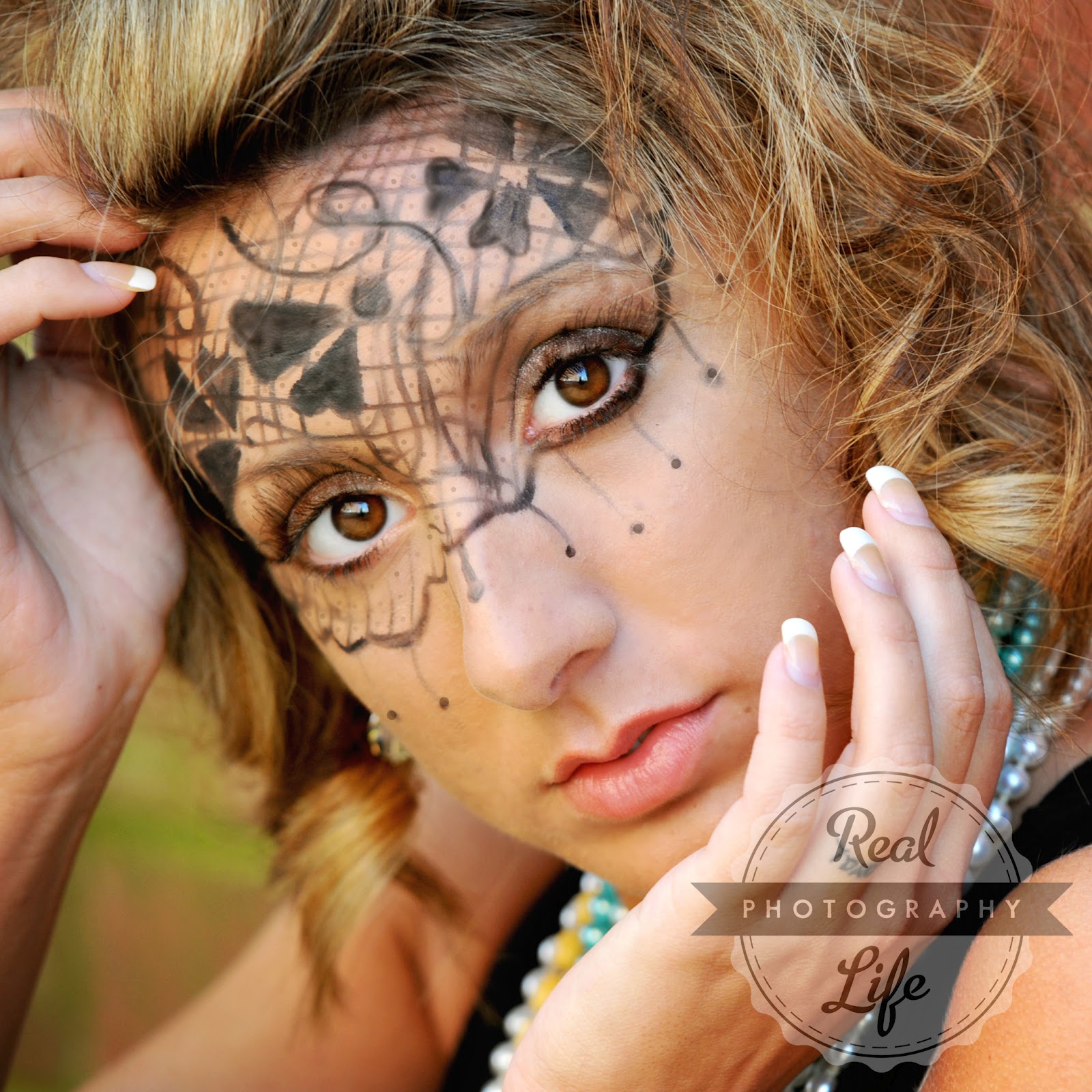 mardi gras theme photoshoot