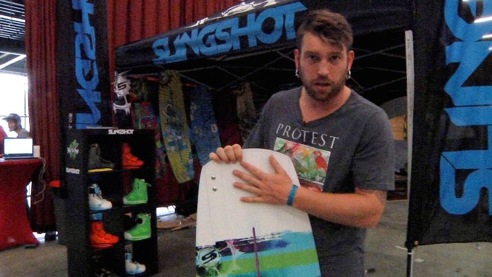 slingshot-wakeboards Slongshot Wakeboard 2014 board preview. Michael Timmers doe een review van de Shredtown en de Windsor.