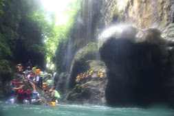 Body Rafting Green Canyon