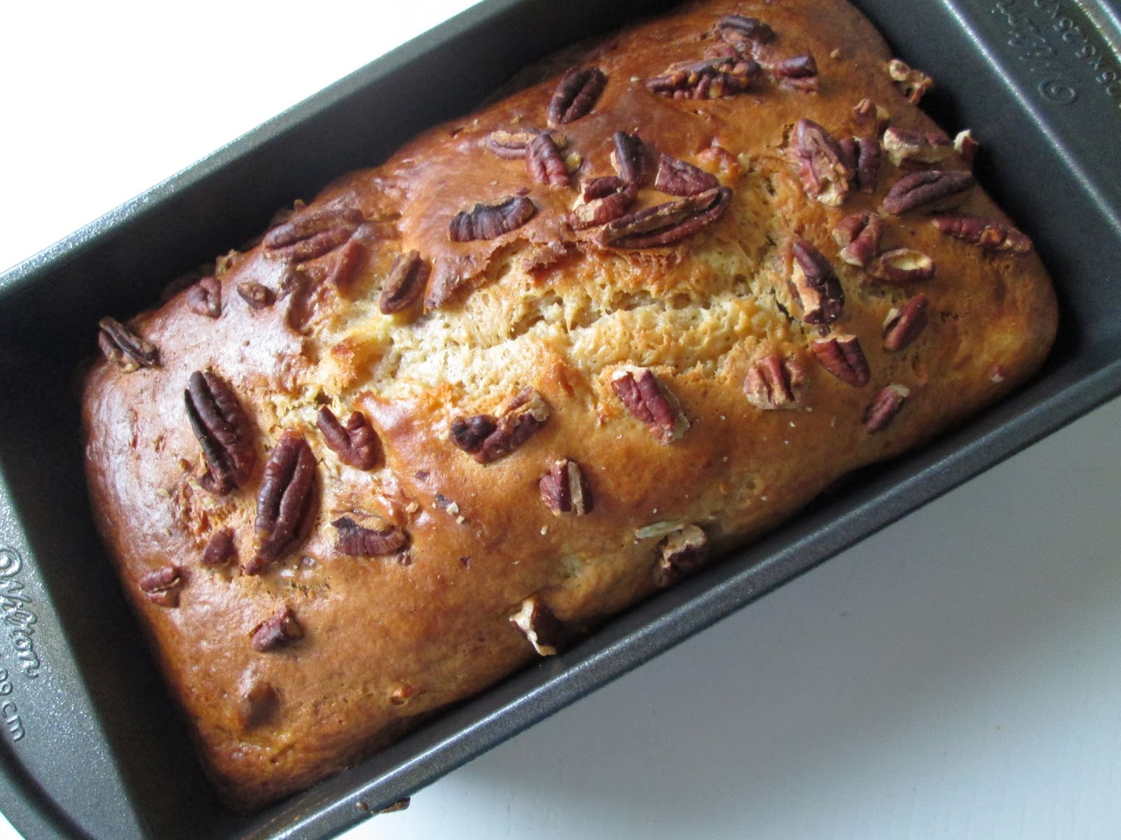 roommom27 Pecan Apple Caramel Bread