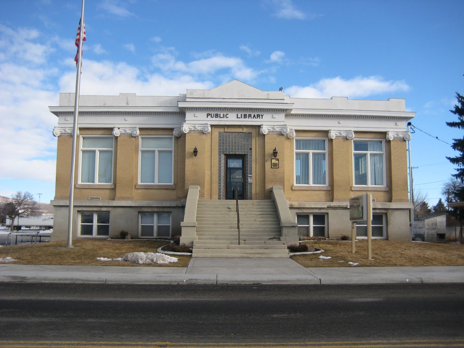 Shell's Photo Album Out and About in Garland Utah