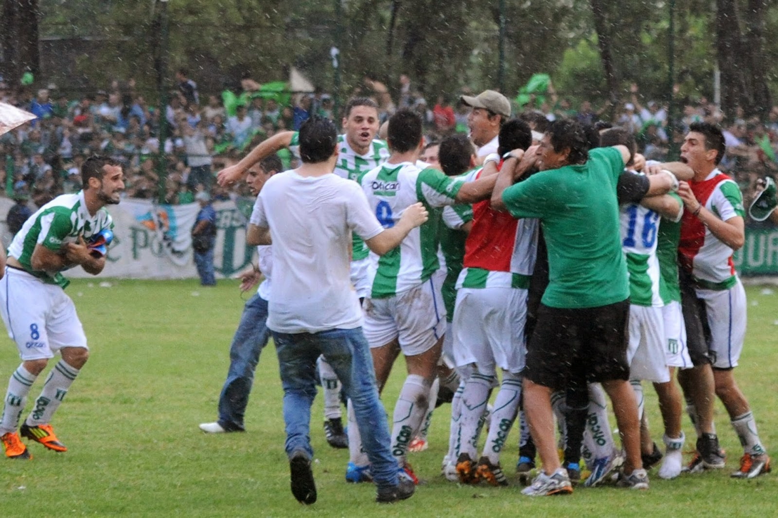 Fútbol: por penales, San Miguel logró el ascenso a la Primera