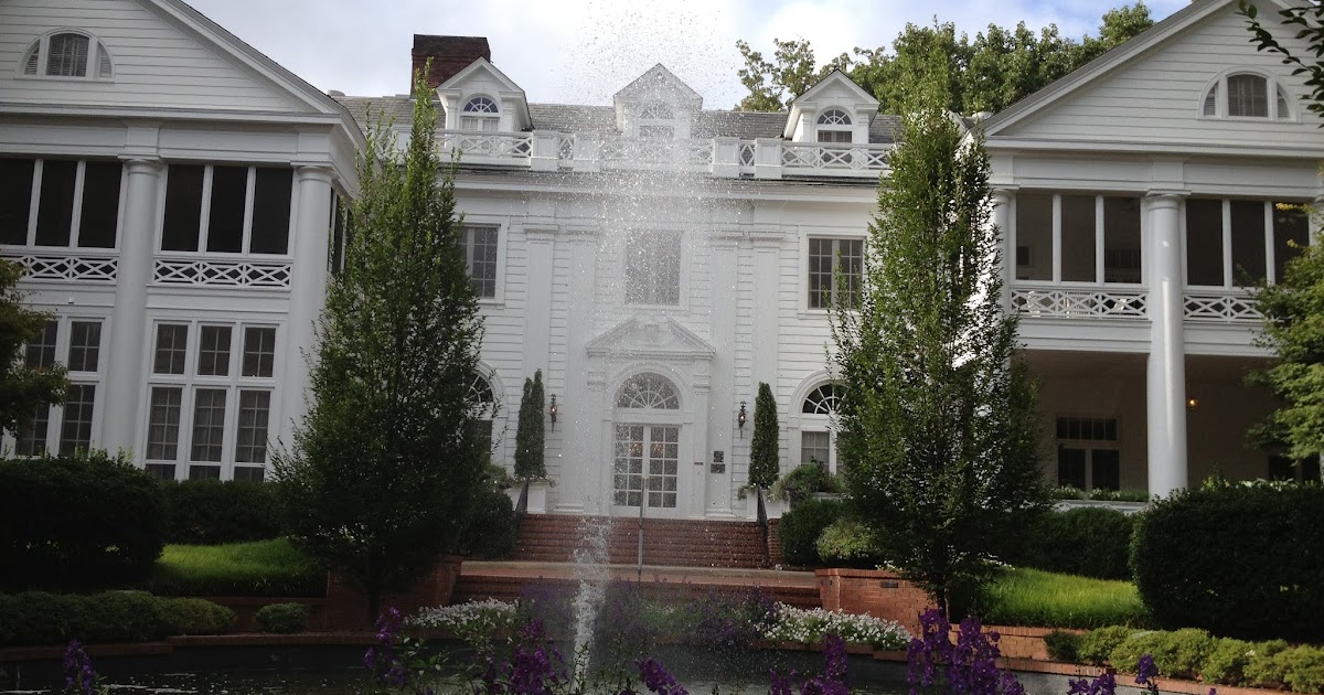 Travel M Girl Hail to The Queen City...Charlotte, North Carolina