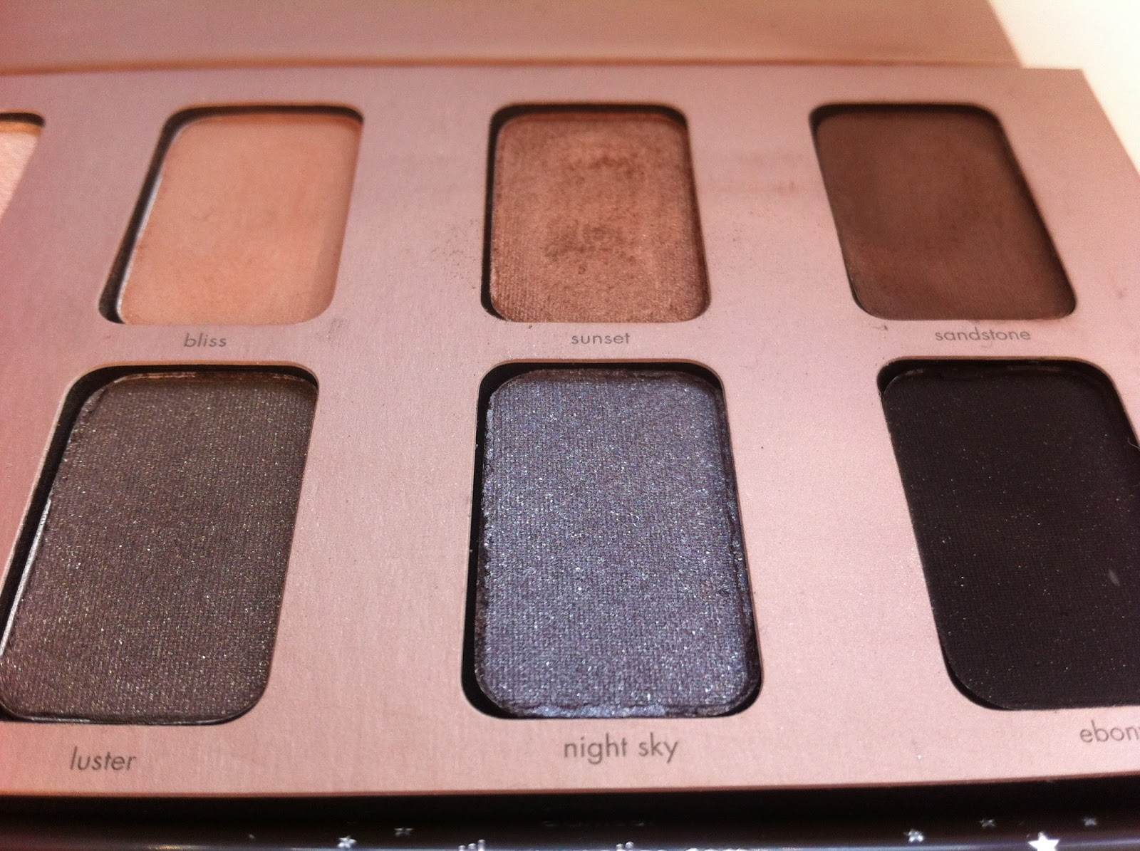 Stila In The Light Eyeshadow Palette BRITISH BEAUTY ADDICT