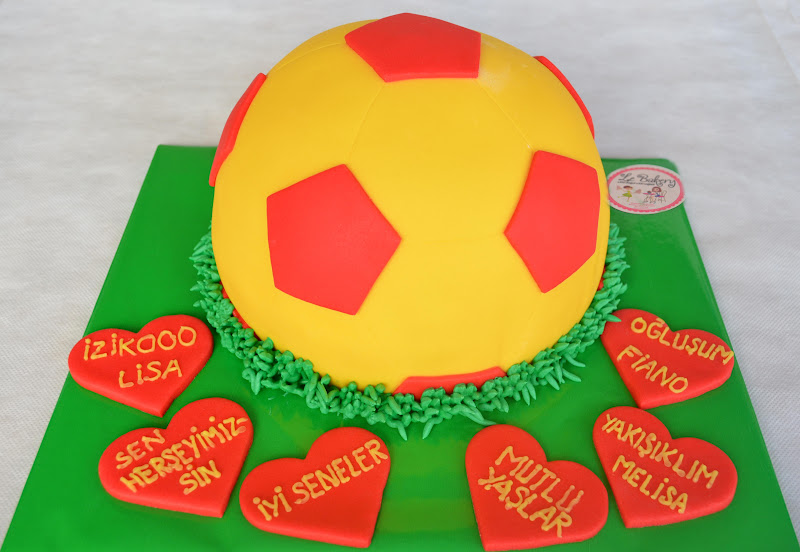 Le Bakery Butik Pasta Galatasaray Futbol Topu Pasta