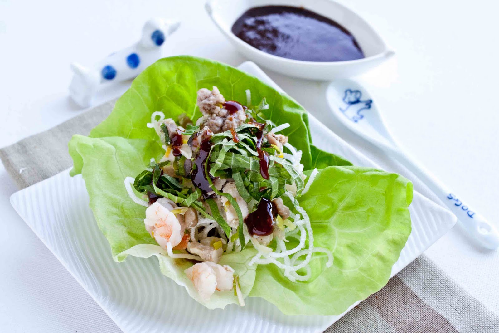 FOODjimoto Lettuce Wraps
