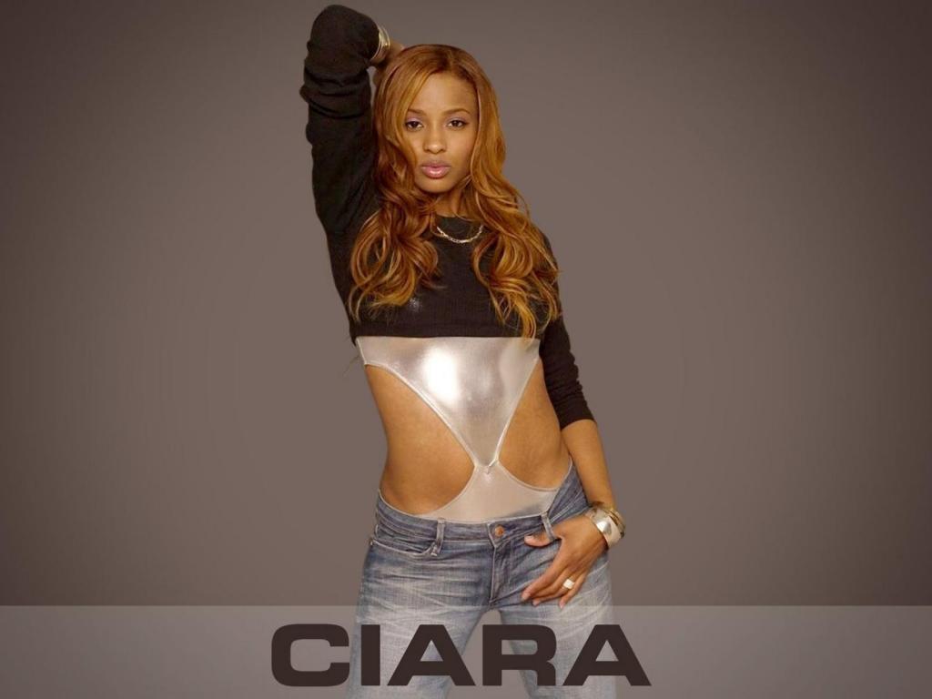 Ciara Sexy 42