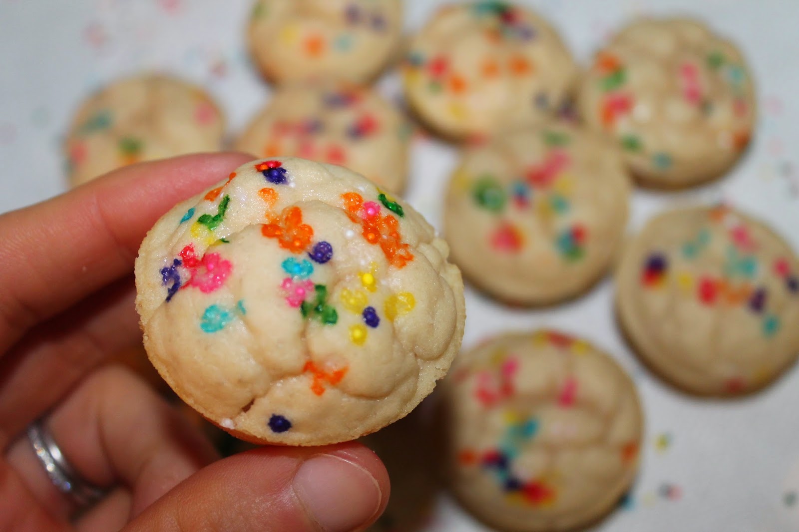 Not so ordiNANNY me! Confetti Mini Muffins