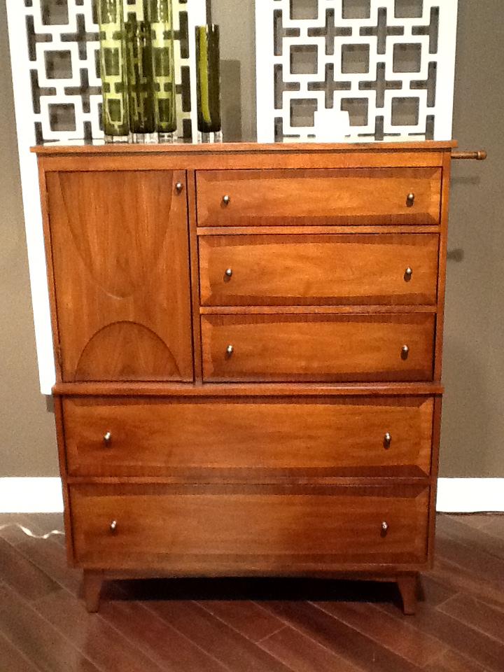 Mad for MidCentury Broyhill Mardella, the New Broyhill Brasilia