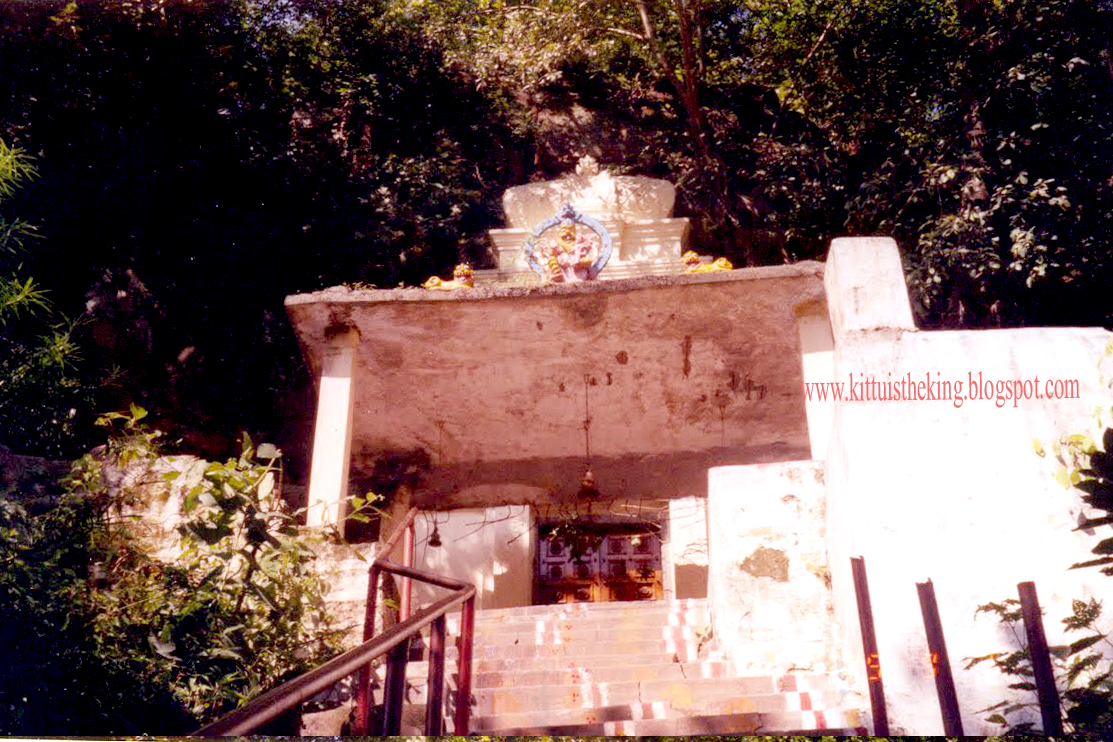 Malluru Sri Lakshmi Narasimha Swamy Temple Malluru mo:- Eturnagaram