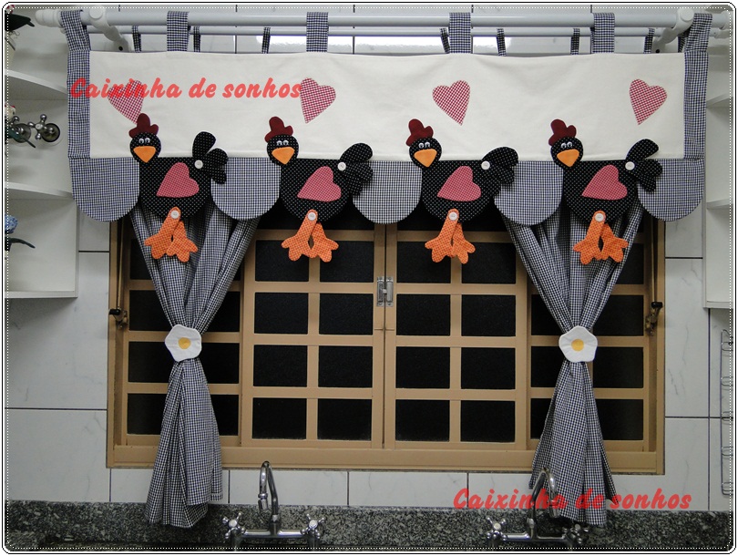 Caixinha de sonhos Aulas de patchwork+Bandô de galinhas Caixinha de sonhos Aulas de patchwork+Bandô de galinhas