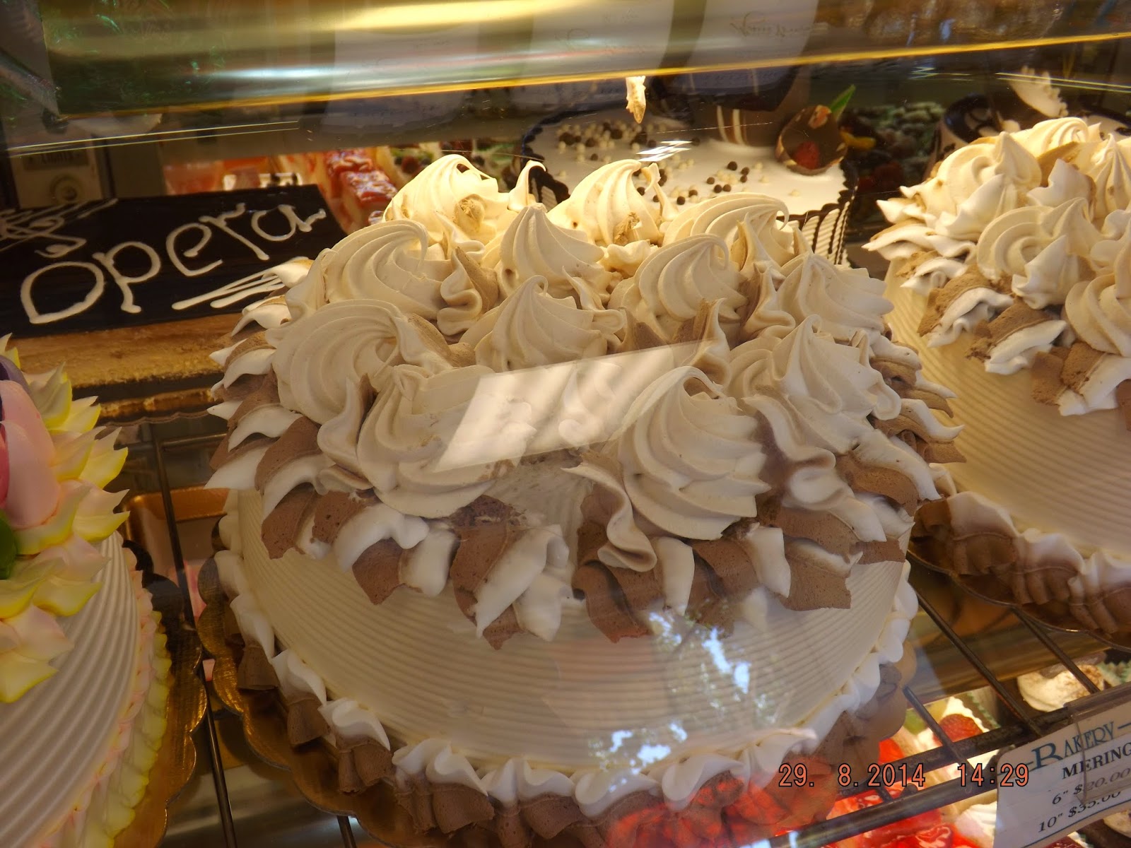 Up to Speed Paradise Cafe and Bakery, Glendale California