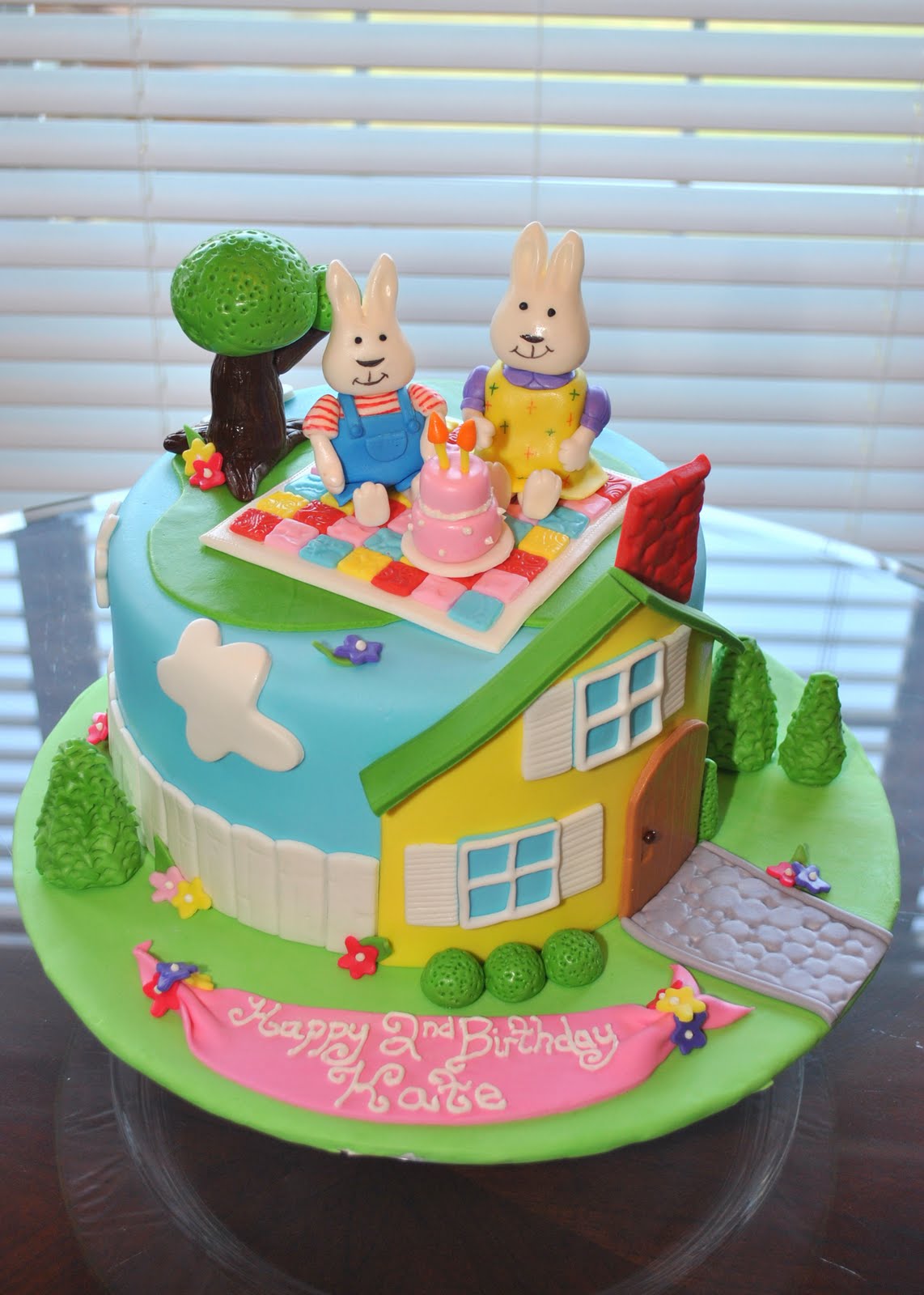 Hope�s Sweet Cakes Fire Truck Cake and Max and Ruby