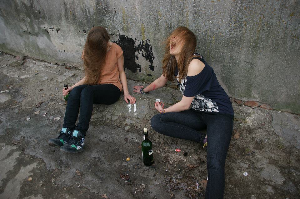 Наркодельци Развлекаются С Проститутками – Нарко 2023