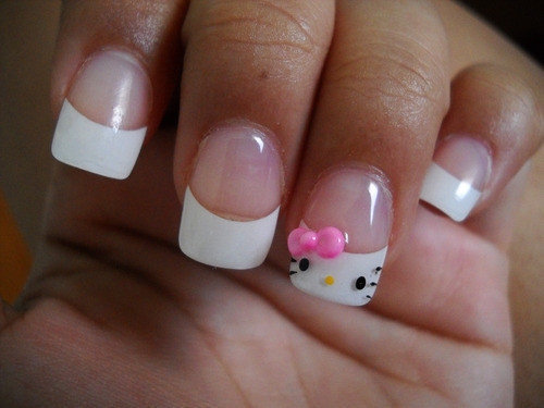 create some adorable Hello Kitty nail art designs that are too die for