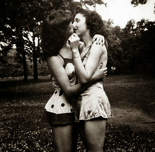 Lesbian Vintage 72