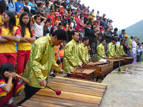 Alat Musik Kolintang