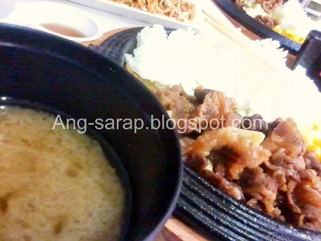 miso soup and beef teppanyaki meal