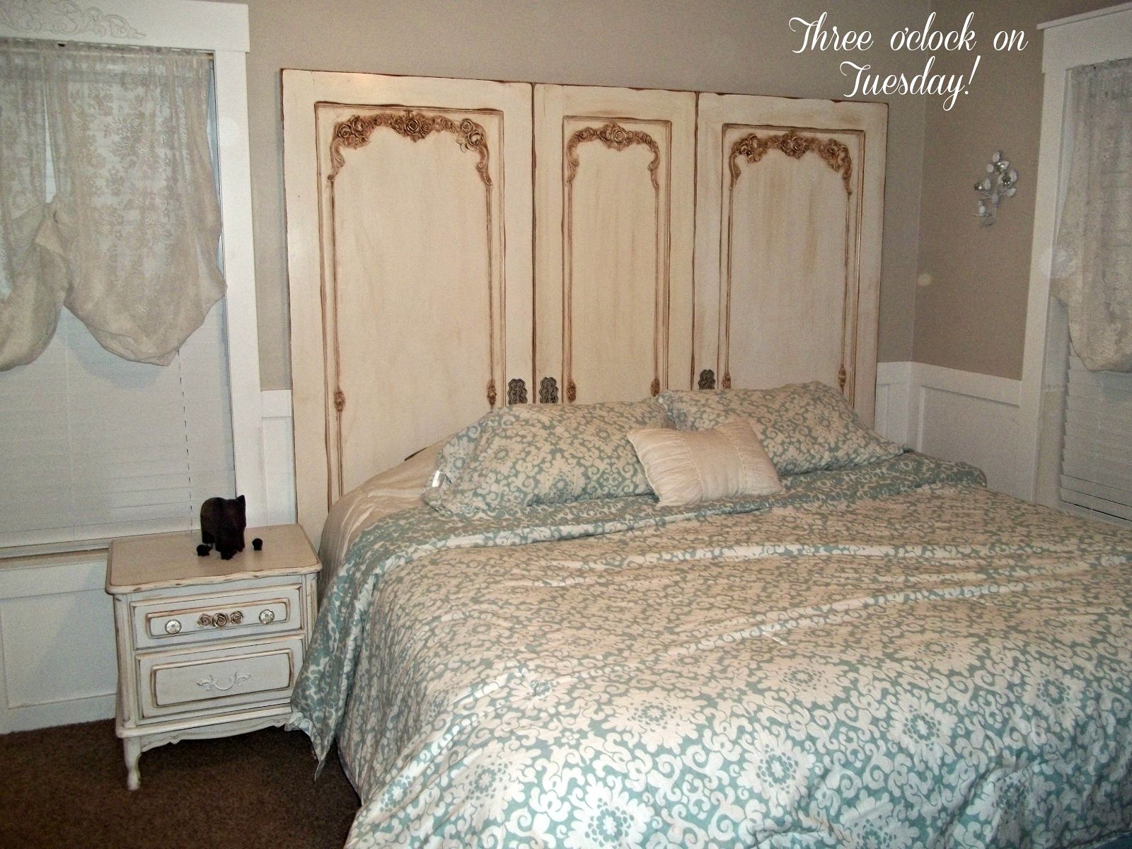 Three o'clock on Tuesday SOLD Stunnig 3door shabbychic headboard!