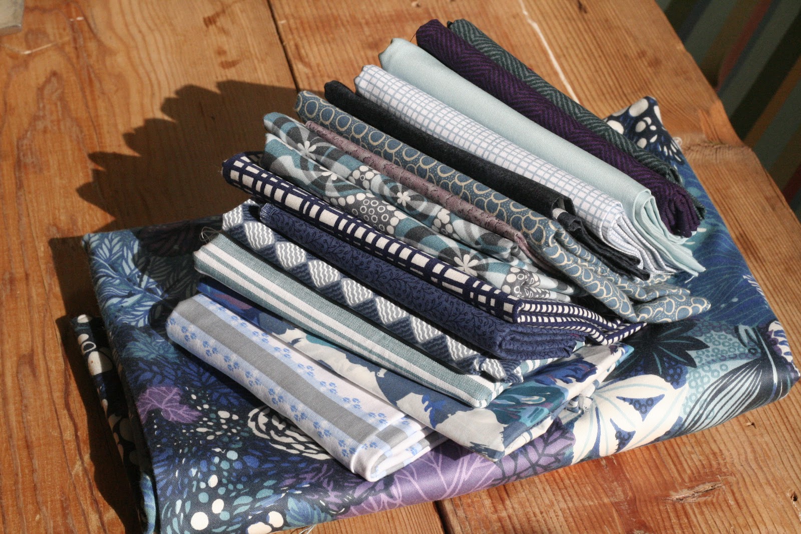 Faffling Gum Tree Quilt finished!