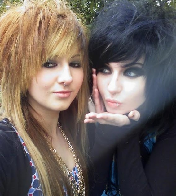 Fashion Hairstyles: Emo Hairstyles For Girls With Curly hair Fashion Hairstyles: Emo Hairstyles For Girls With Curly hair