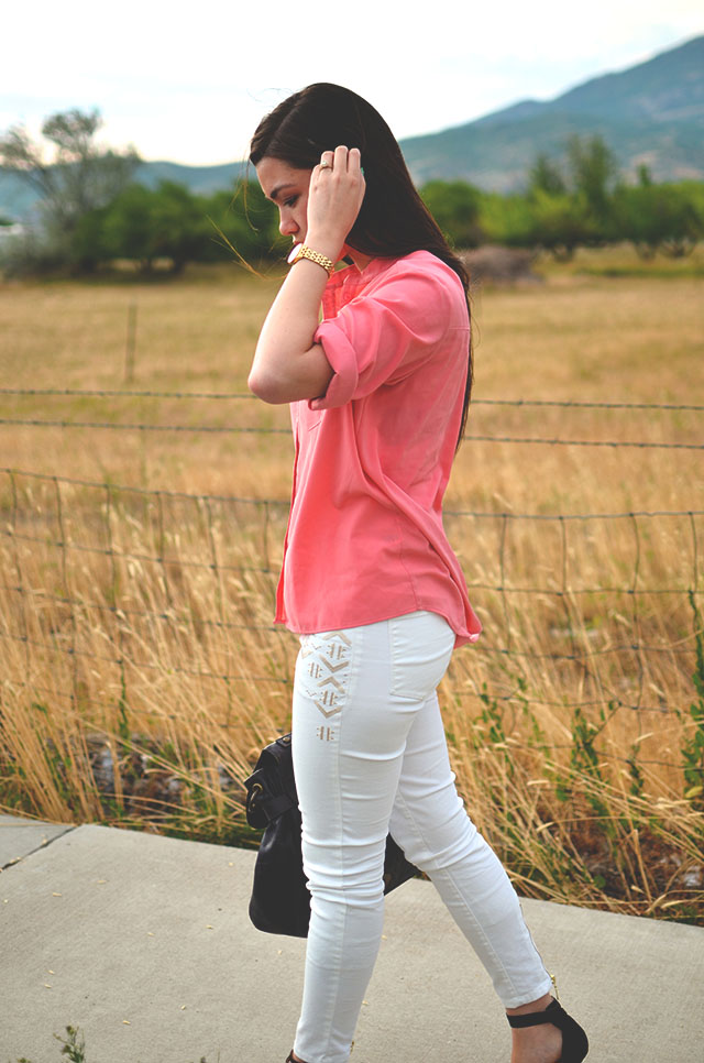 Wind-blown in coral || Golden Swank