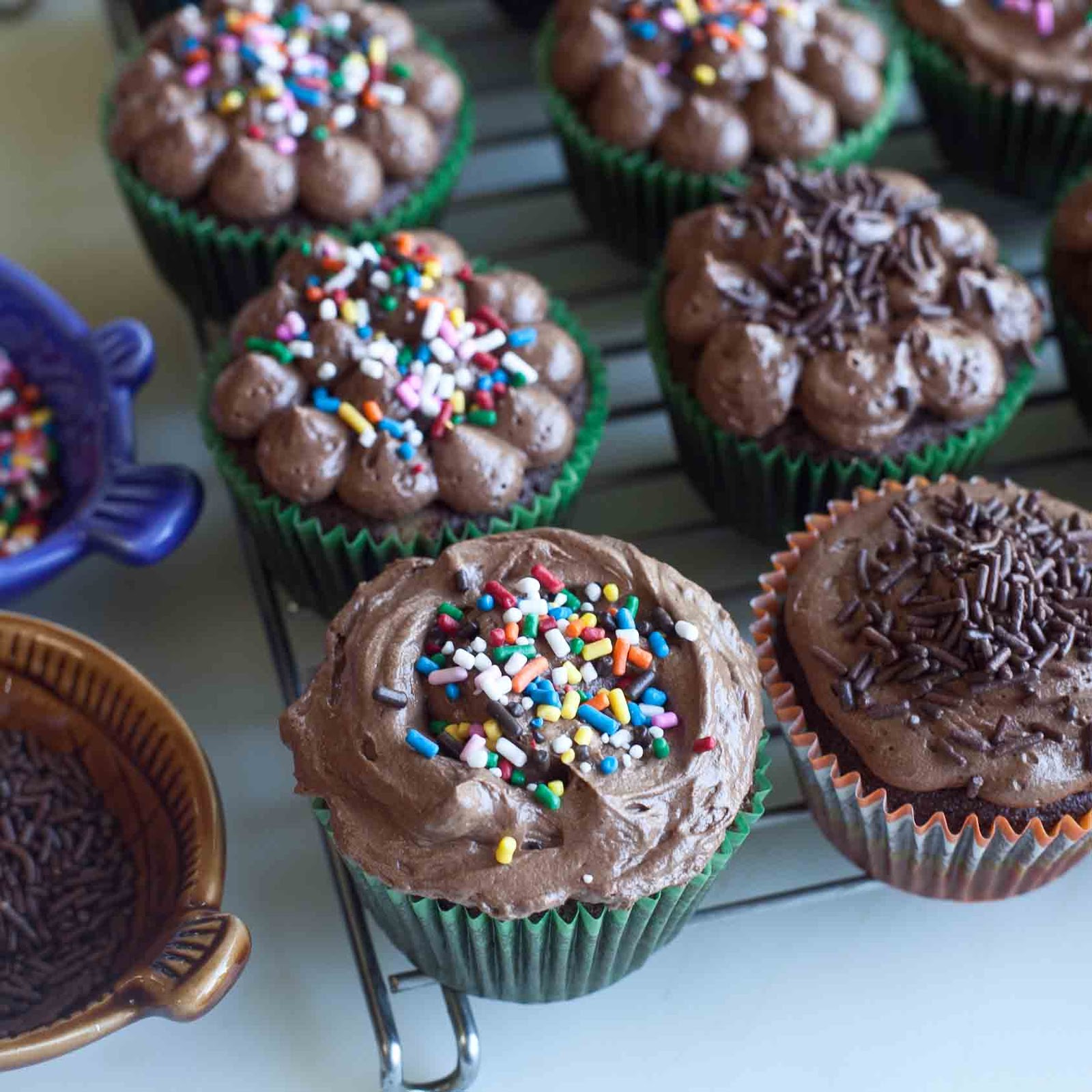 FOODjimoto Chocolate CupcakesMagnolia Bakery's Recipe