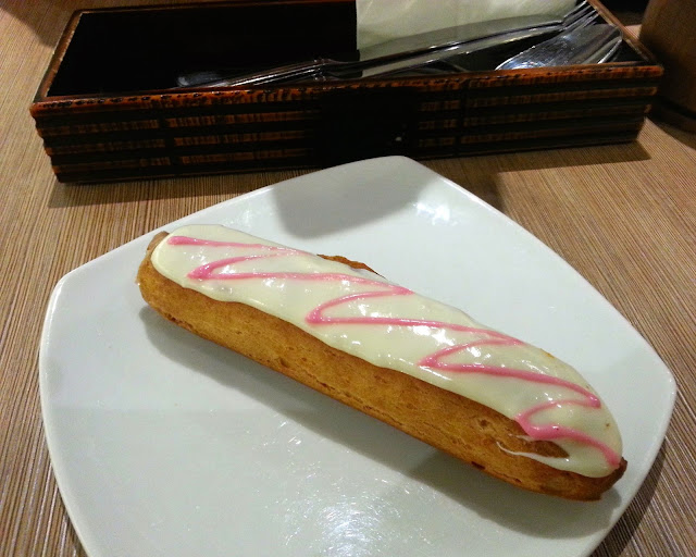 maison kayser singapore lychee raspberry rose eclair