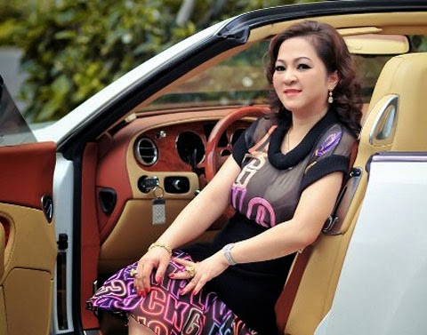 Đại gia Lê Ân cùng vợ chồng ông Dũng lò vôi chơi trội