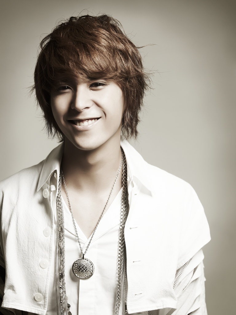 b2st mblaq est son dong woon b2st mblaq est son dong woon