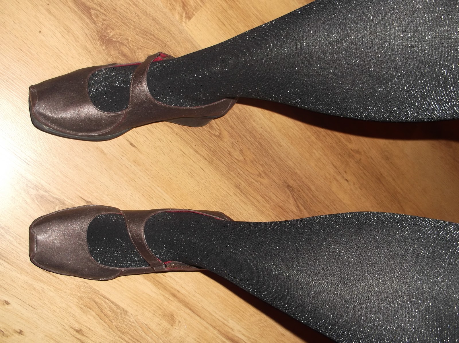 Leggings And Ugg Boots Winter Boots Outfits Ugg Boots Boots