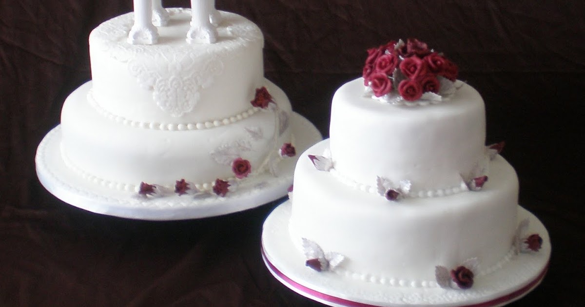 Diane's Decorating Diary One Wedding, two Cakes