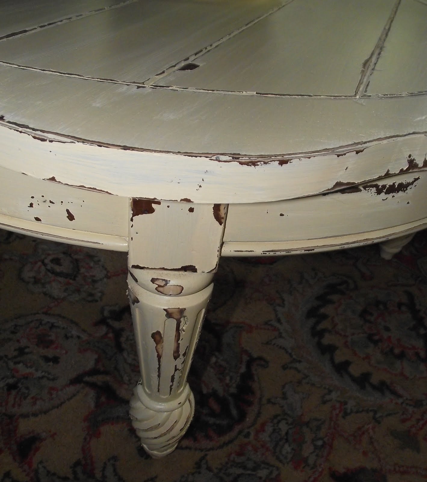 Serendipity Chic Design French country coffee table