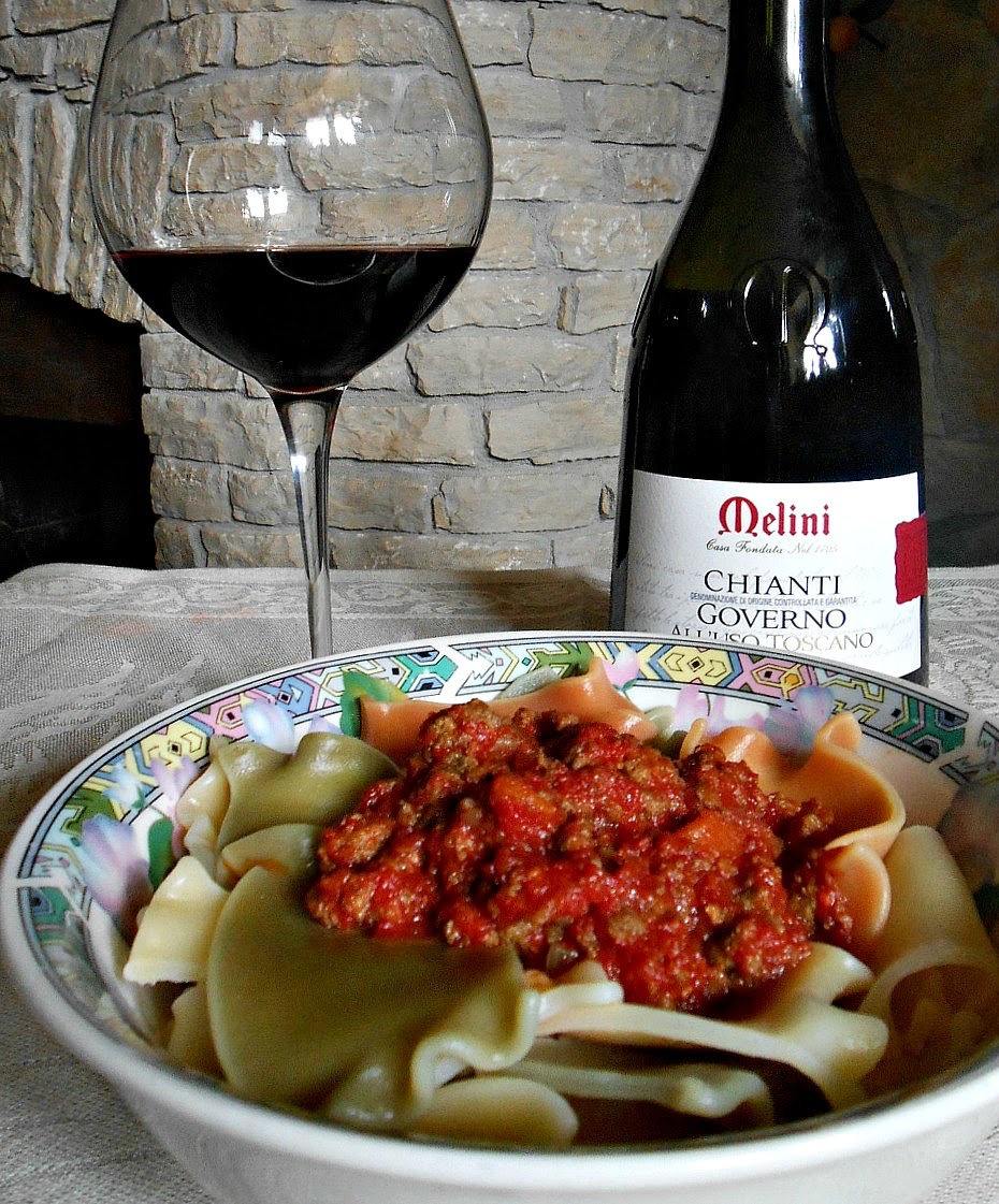 pasta tricolore al ragu' di cinghiale e manzo (contest cascina san cassiano)