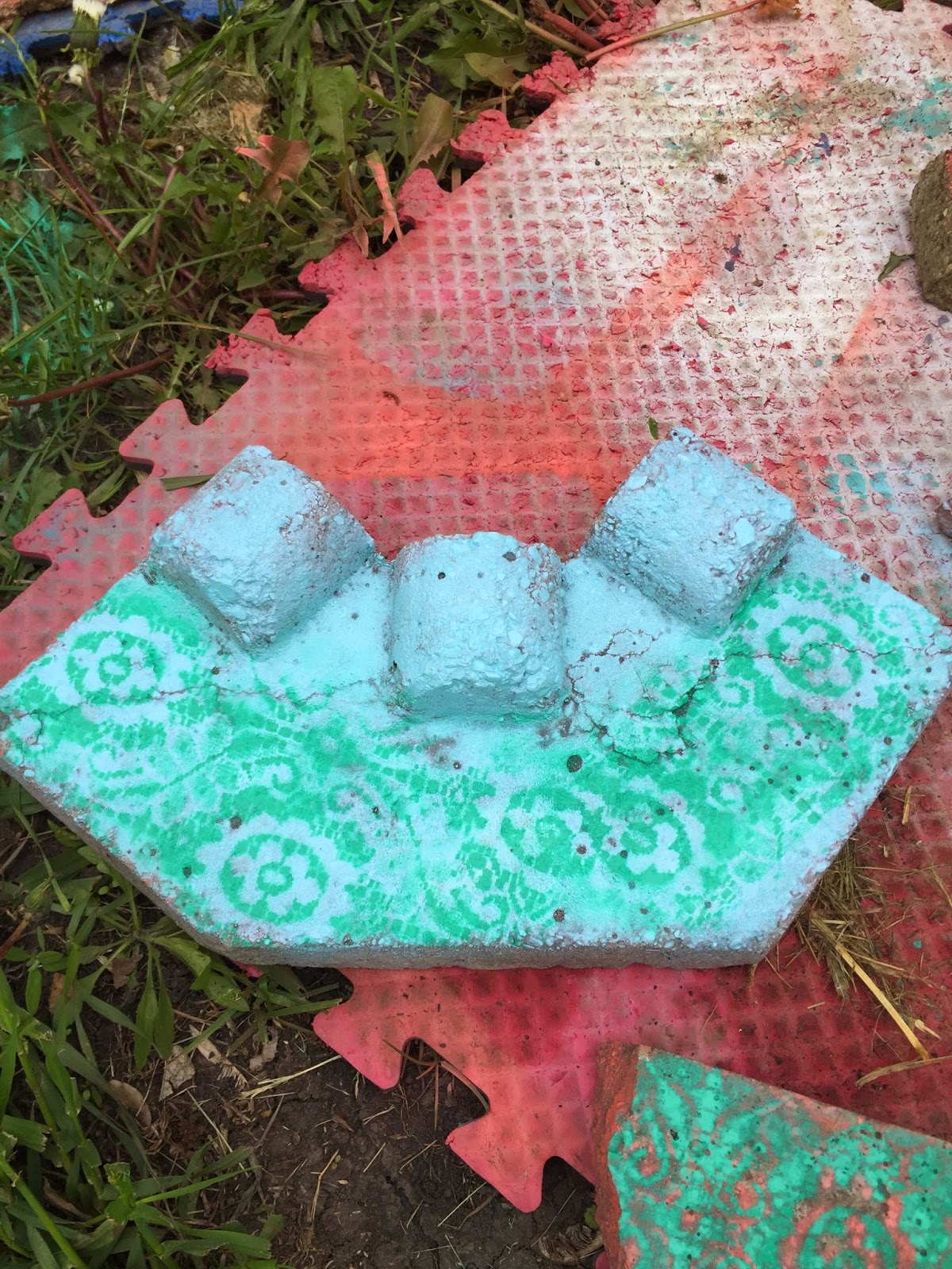 DIY Sunday Spray Painted Pavers The Dabbling Crafter