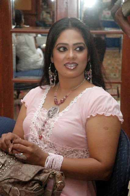tamil serial actress devipriya hot tamil serial actress devipriya hot