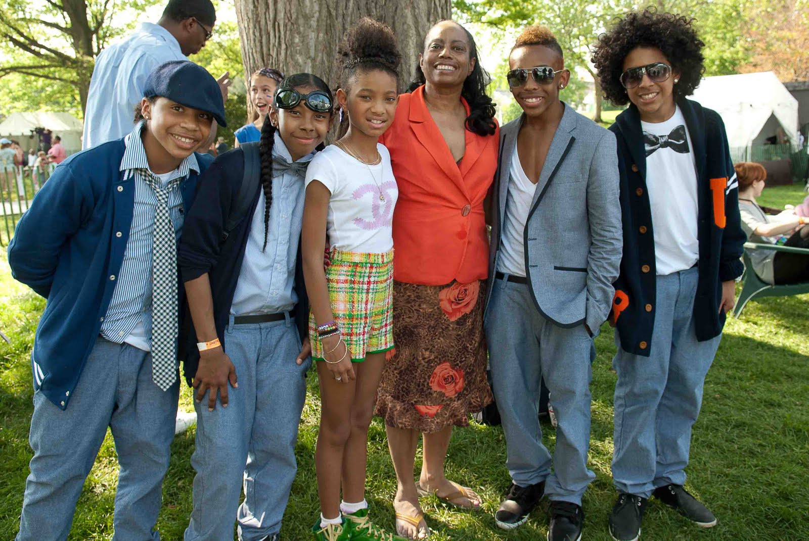 Mindless behavior dating a fan