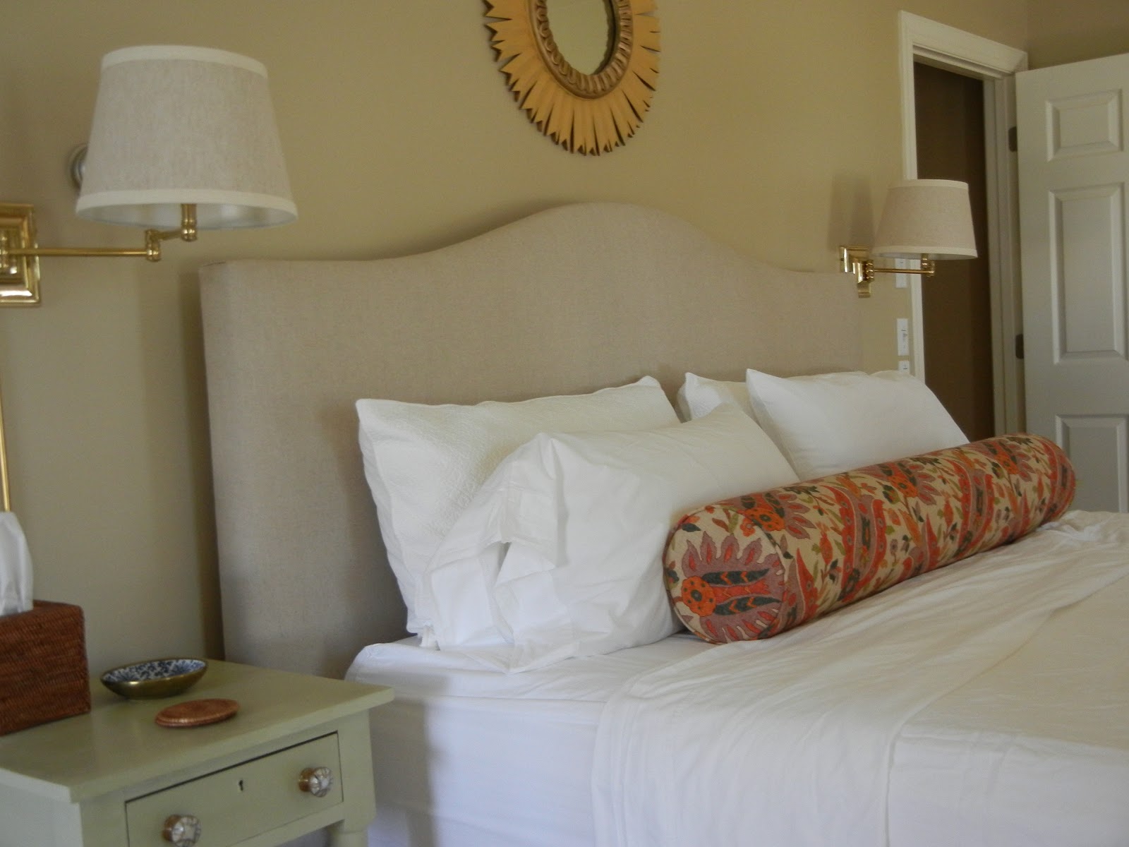 a curious gardener: master bedroom changes