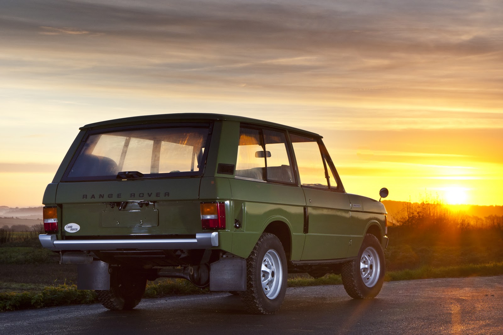 Mitchell Motors What a 700 mile from new classic Range Rover looks like