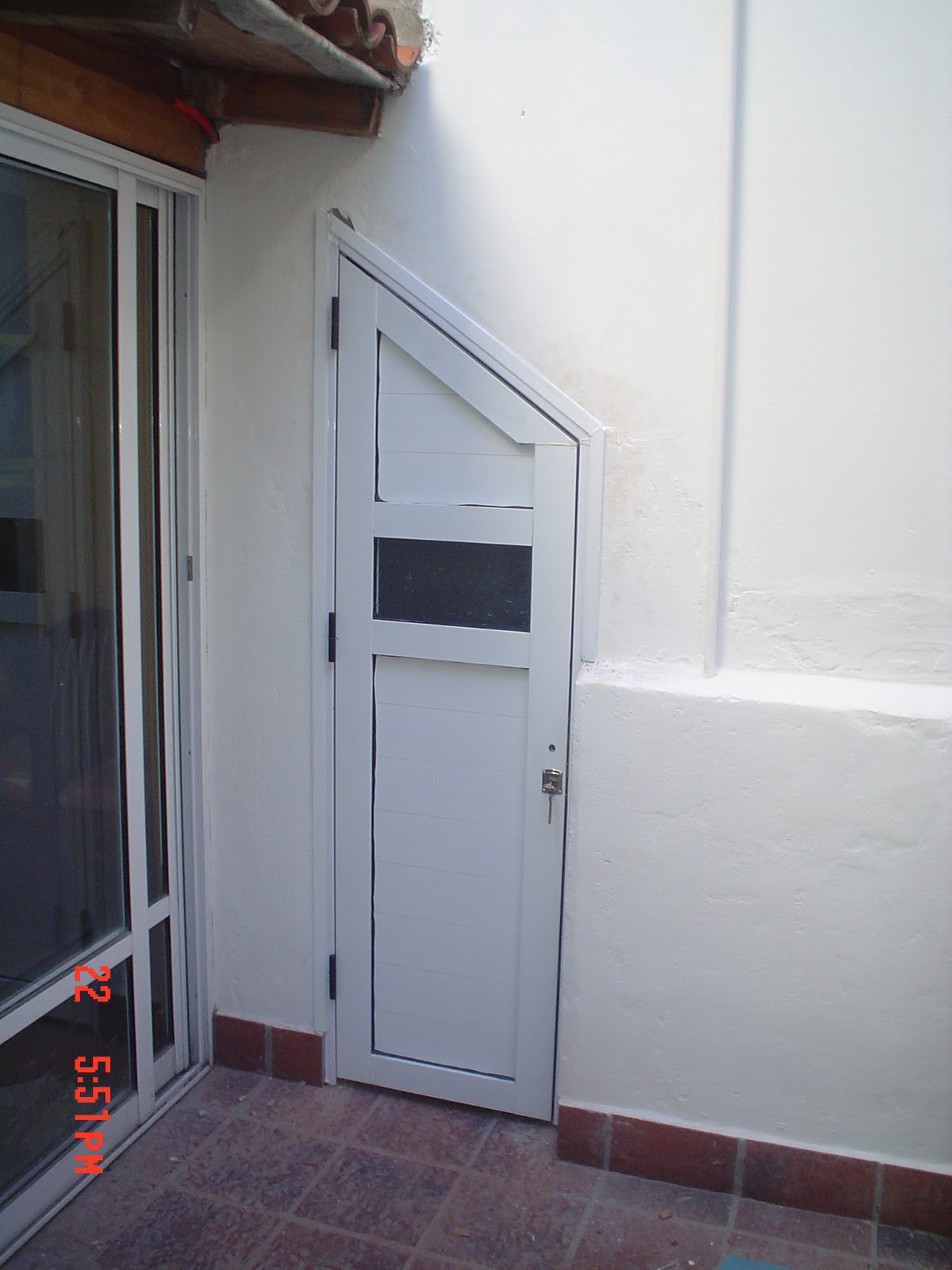 Conval-srl .facebook:conval-srl@hotmail.com: Puerta de aluminio de una