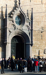 cross procession, oslo, good friday 06042012