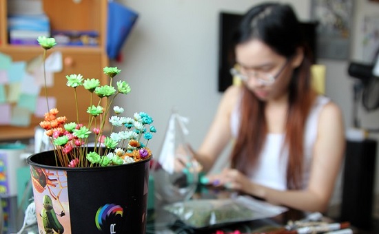 [Image: Hoa-cuc-nhiet-doi-10-nam-khong-tan-hut-k...-Gon-4.jpg]