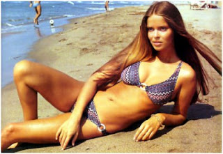 11 . BARBARA BACH