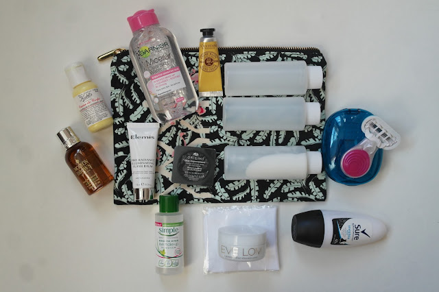 Travel Makeup Bags by What Laura did Next