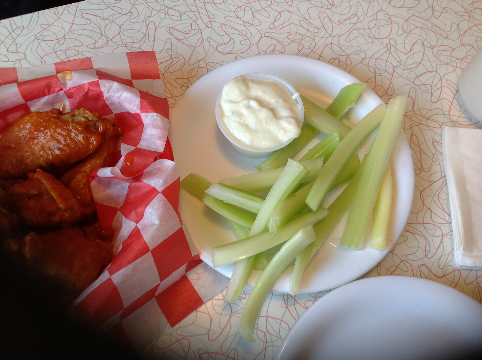 PITTSBURGH TENDO REVIEW Tom's Diner, Dormont