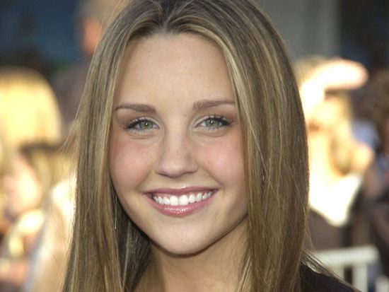 Global Buzz Times Amanda Bynes 2012 Bra Size And