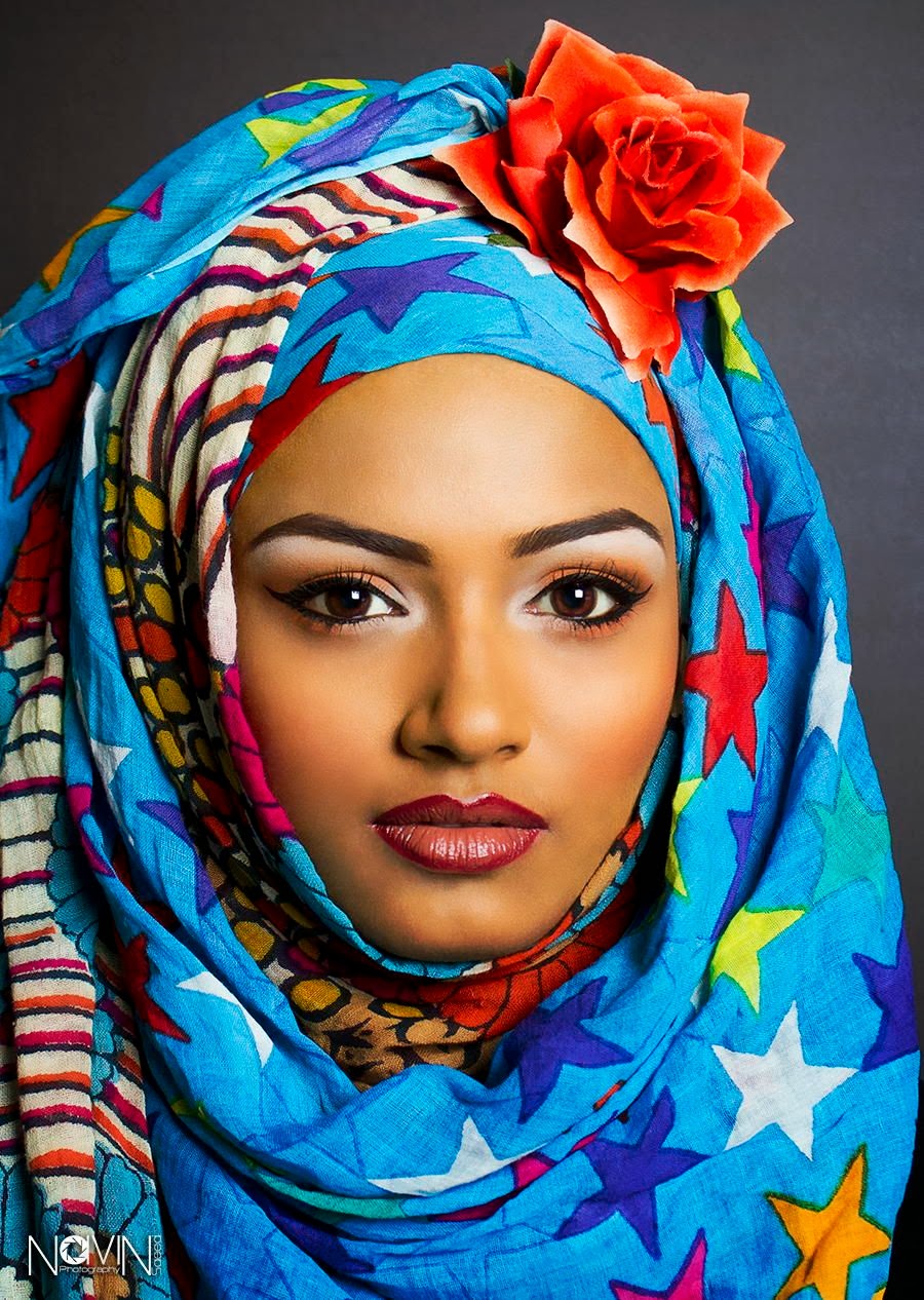 30 Foto Wanita Cantik dengan Jilbab @ Digaleri.com