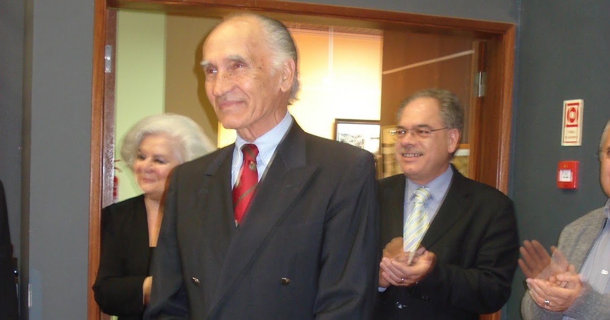 Ribatejana Mário Coelho tem homenagem surpresa no dia dos 75 anos Ribatejana Mário Coelho tem homenagem surpresa no dia dos 75 anos