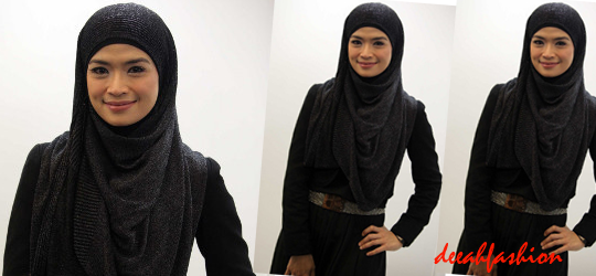 Jilbab ala Yulia Rahman Black Chic Jilbab ala Yulia Rahman Black Chic
